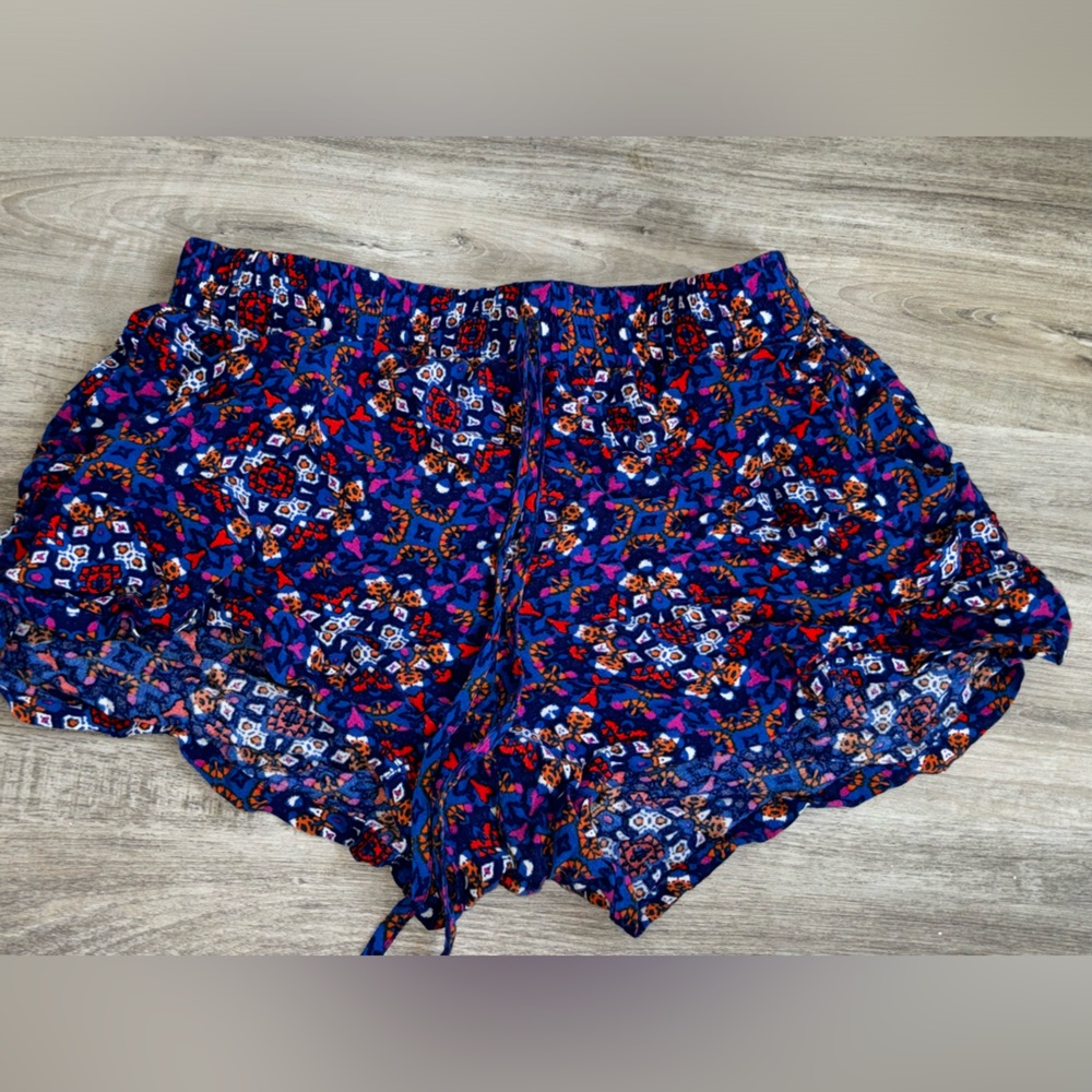 Flowy shorts